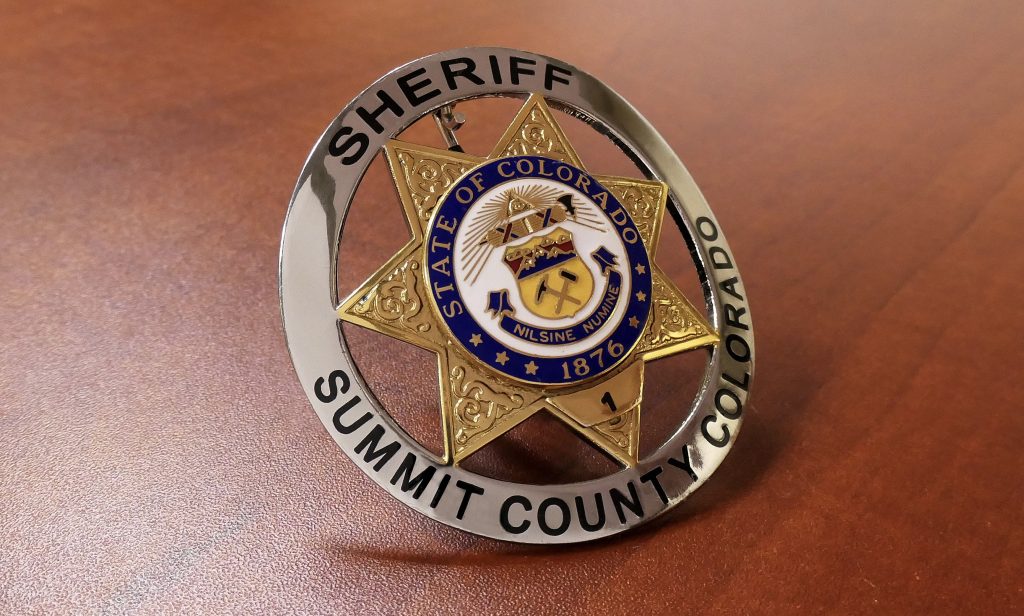 Man finds tranquilizer dart, an egg splatters a home’s window, kids allegedly hit rocks at cars and more reported in Sheriff’s Office logs