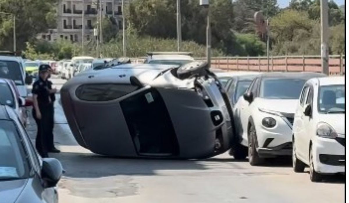 Ħadd ma weġġa’ meta nqalbet karozza f’Wied il-Għajn