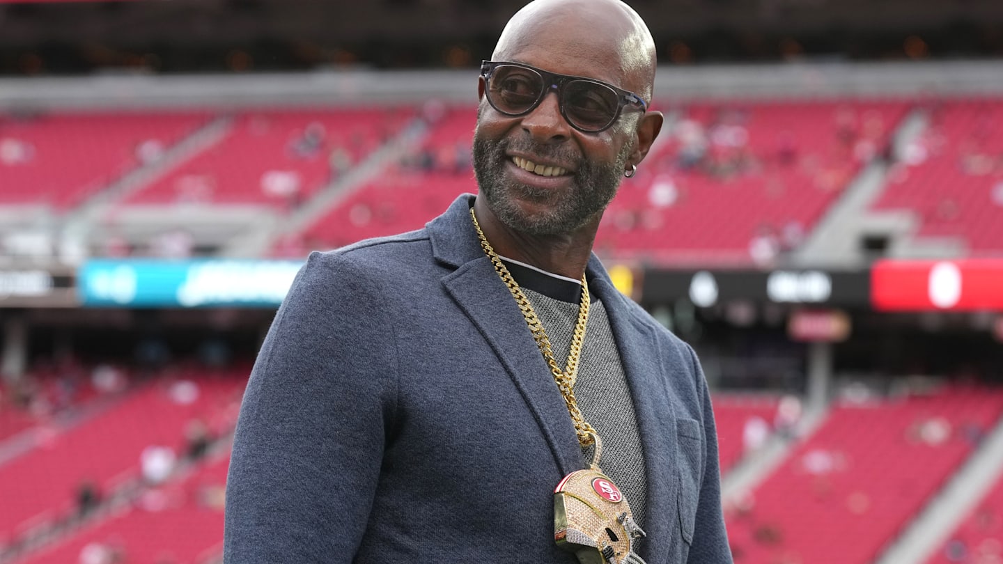 49ers Legend Jerry Rice Shares His Pick for Seahawks-Patriots Super Bowl