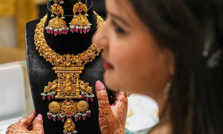 Gold prices likely to rise unpredictably in coming days: Gold  Dealers’ Assn