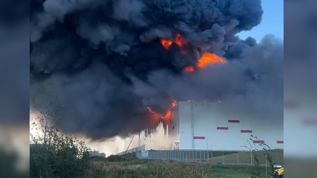 Drone attack sparks fire at Wildberries logistics hub in Yekaterinburg