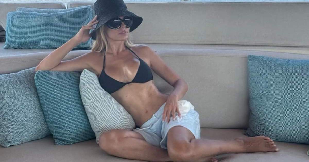Brooks Nader Risks It All in a Fully See-Through Plunging Backless Dress in Yacht Photos