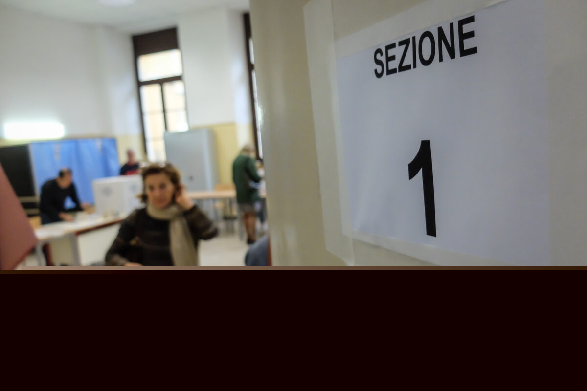 Elezioni Valle d’Aosta 2025, affluenza definitiva Regionali al 62,98%