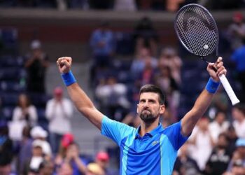 Australian Open Djokovic scrapes into semis after Musetti injury