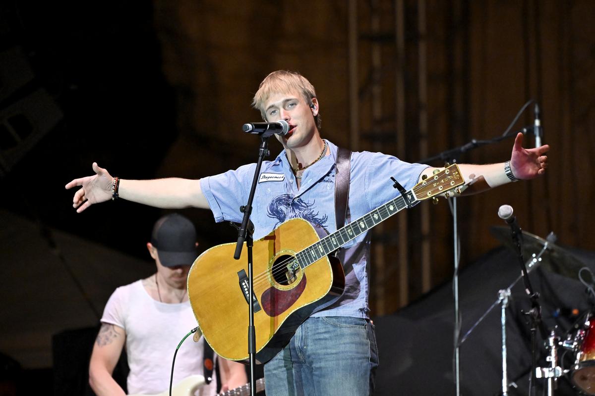 Win Tickets to See Hudson Westbrook in Wallingford this November!