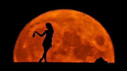 Why isn’t the Harvest Moon in September this year?