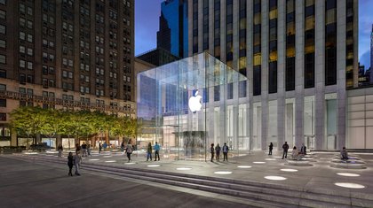 Apple's Fifth Avenue Store is Closing Overnight Next Week, Here's Why
