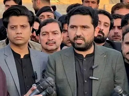 KP CM Sohail Afridi announces night-long sit-in over Imran Khan’s health concerns