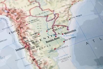 NOV to supply submerged swivel and yoke system for Argentina’s first FLNG project