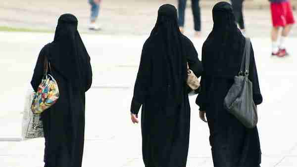 Moradabad college denies entry to Burqa-clad students for violating uniform code