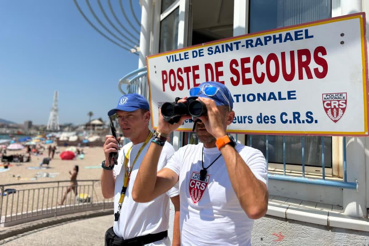 Entre surveillance des plages, patrouilles nocturnes ou encore prévention des incendies, à Fréjus et Saint-Raphaël, 80 CRS sont arrivés en renfort pour l’été