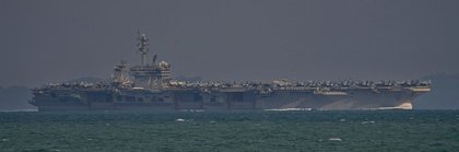 Comment on Trump escalates tensions with Iran, claims ‘massive’ US armada is en route by Lee