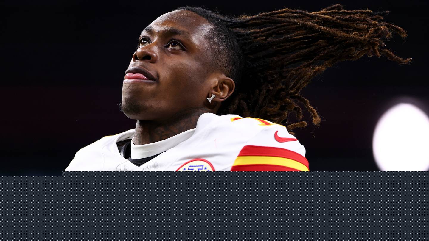 Chiefs' 28-TD WR Must Step Up vs. Eagles with Xavier Worthy Ruled Out