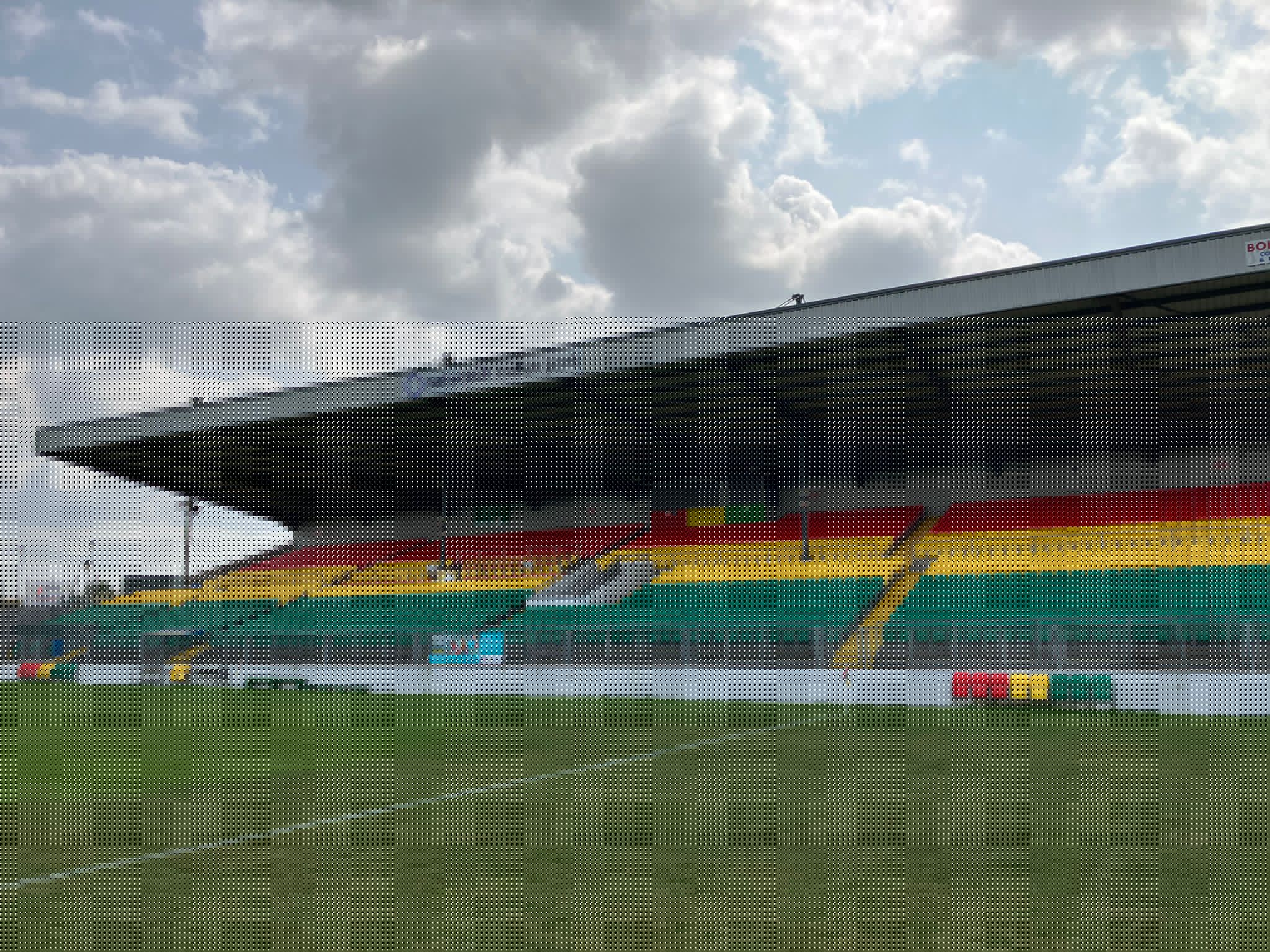 Naomh Bríd Keep Carlow Senior Hurling Semi-Final Hopes Alive