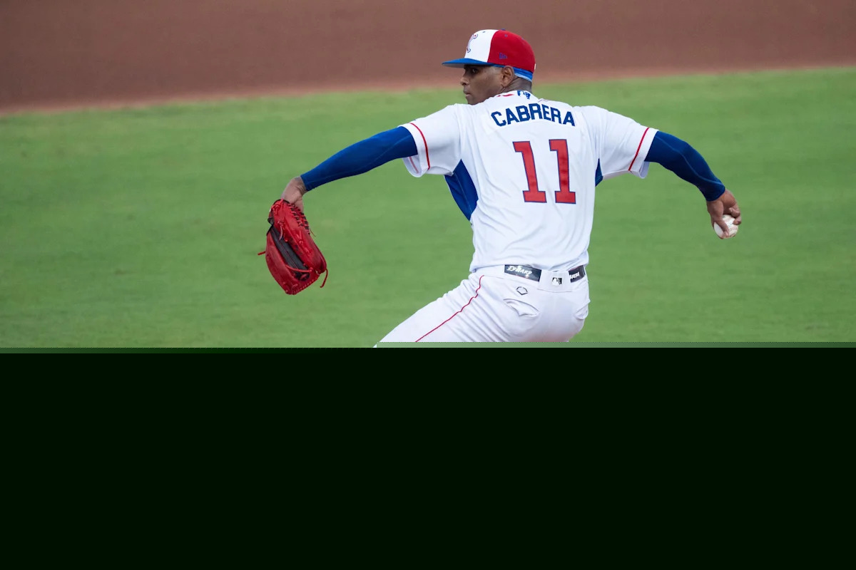 Chicago Cubs pitcher tosses 5 no-hit frames for Smokies in Knoxville rehab