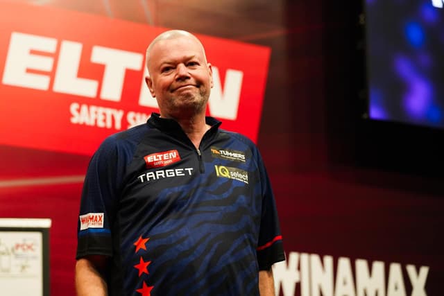Take darts World Championship to Leeds says legend Raymond van Barneveld