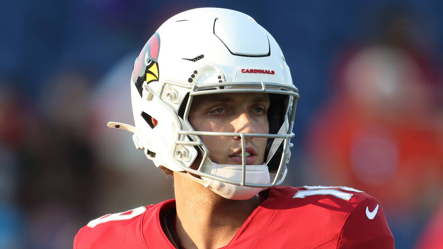 Cardinals Fans Are Already Dreaming After Carson Beck's NFL Debut