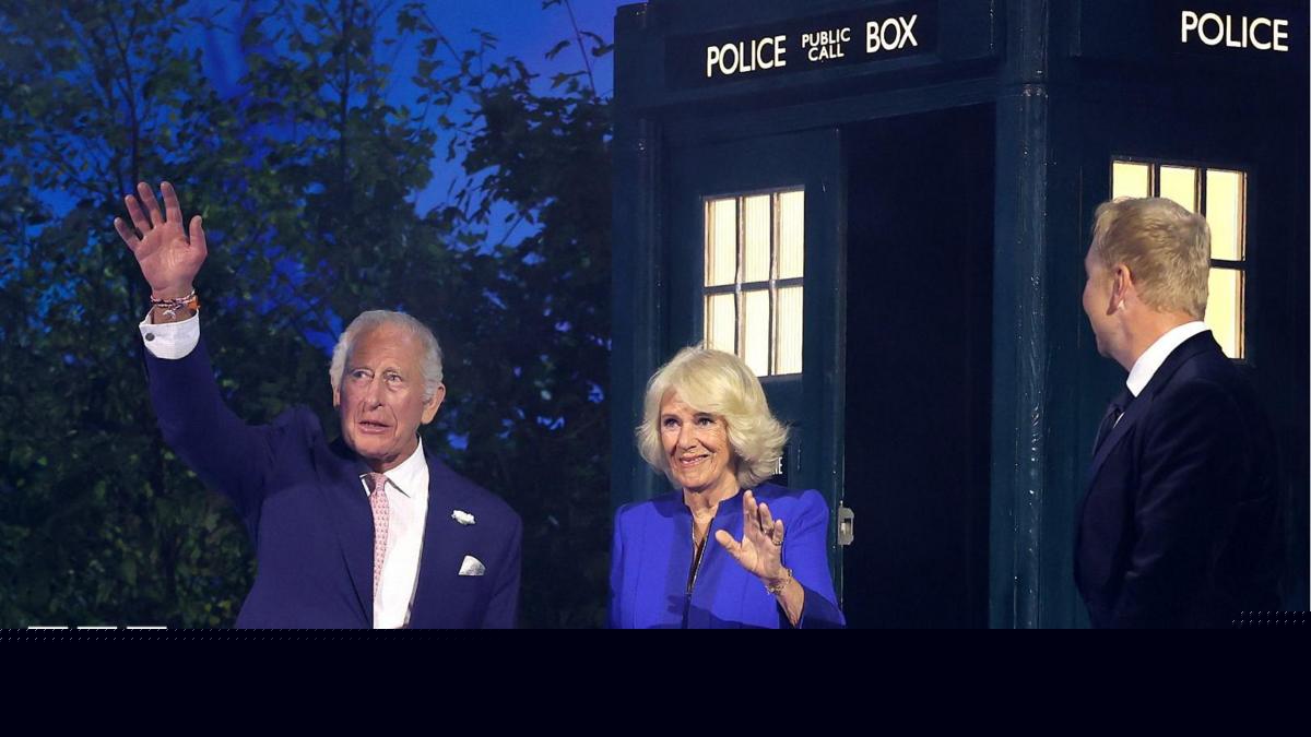 King's Tardis entrance as Commonwealth Games begin