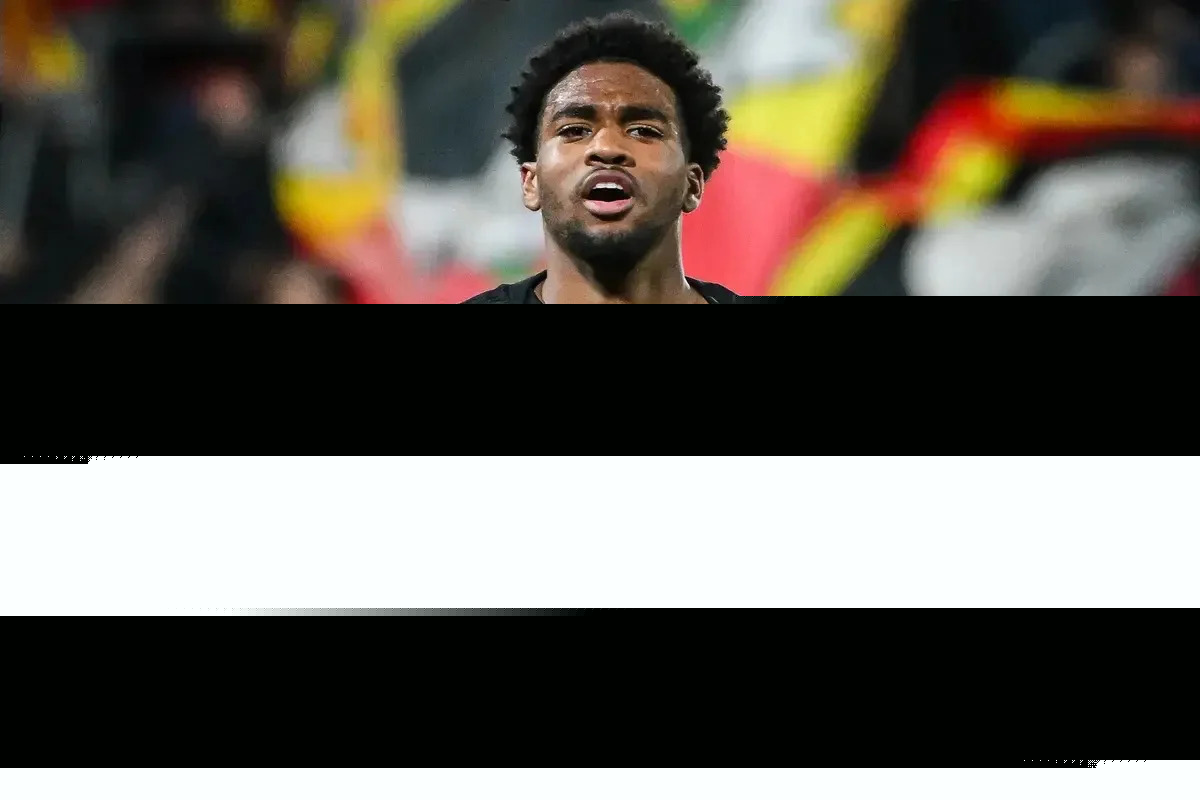 Paris Saint-Germain ready to cash in on Man City transfer target as asking price named