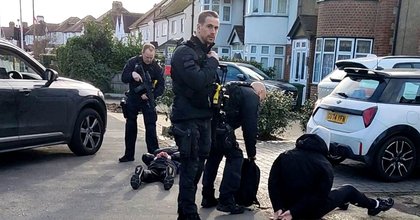 Armed police rush to Romford street after teenagers found with 'guns'