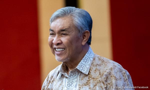 Zahid calls Rais' 'outside interference' claim on N Sembilan MB pick 'senility', rules out Harapan exco