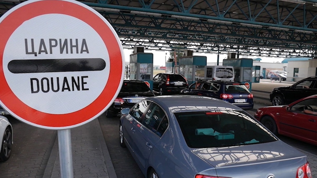 Bez zadržavanja na rampama auto-puteva i na putničkim terminalima graničnih prelaza: Evo koliko ČEKAJU KAMIONI