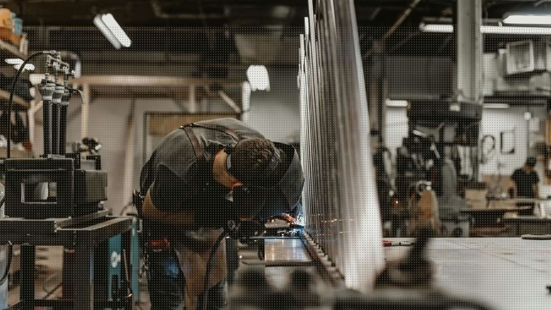 La Casa Blanca comparte un nuevo informe económico y confirma un crecimiento del sector manufacturero en EE. UU.