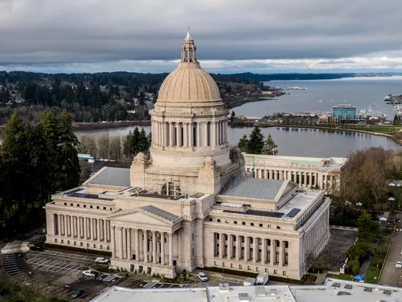 Activist investor prods Washington bank to sell