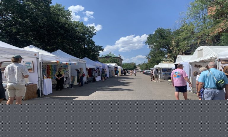 The 49th Pearl Street Arts Festival attracts hundreds of visitors to Boulder