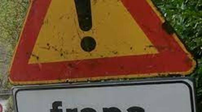 Frana a Sarezzo, sei famiglie evacuate in via Valgobbia