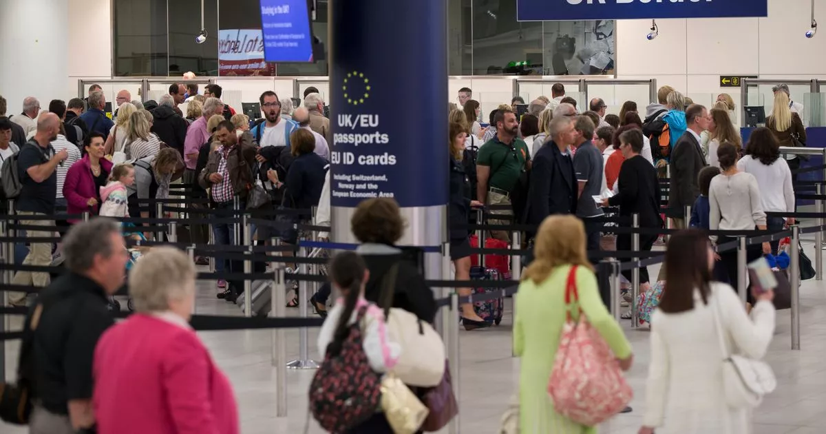 Taking these 6 food items on flight from EU to Uk in October 'could mean £5,000 fine'