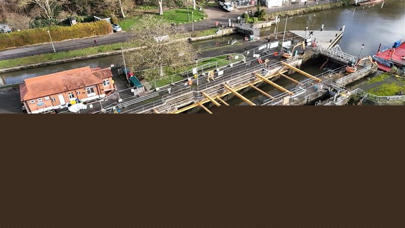Groundforce Shorco braces Teddington Lock for refurb project