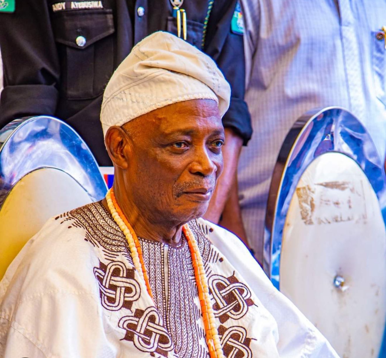 Olubadan tours palace, meets council ahead of relocation