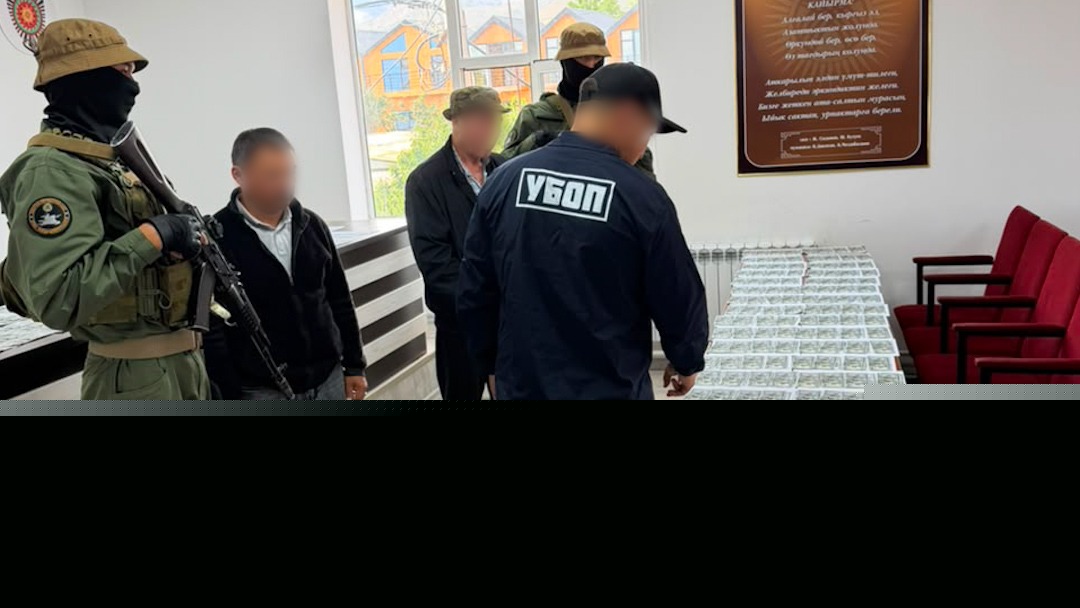 Инженера лесхоза и&nbsp;члена ОПГ задержали по&nbsp;подозрению в&nbsp;вымогательстве $30 тысяч