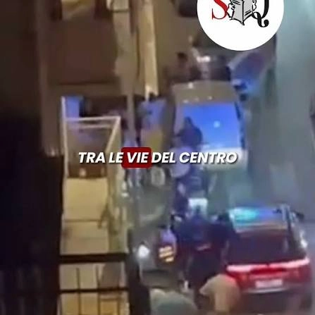 Commenti su Manfredonia, fuga in auto per 25 minuti: arrestato un 23enne di Centauro