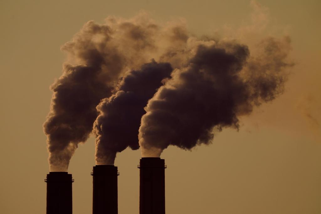 EPA plan would begin rolling back ‘good neighbor’ rule on downwind pollution from smokestacks