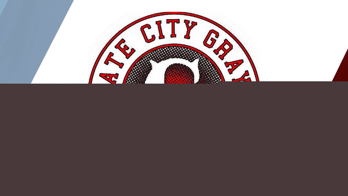 Logan Royals take 1-0 series lead over Gate City Grays in 10-8 win