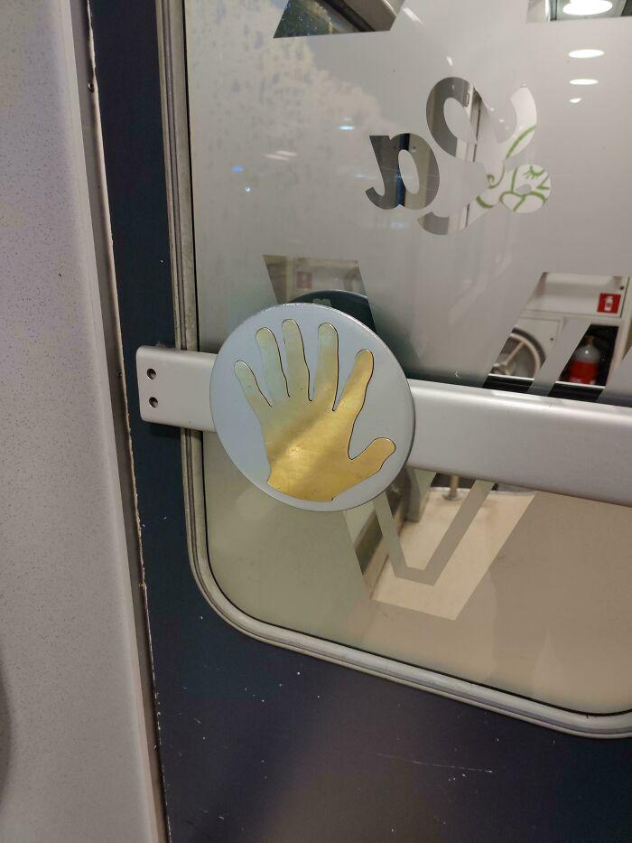 You Had One Job - Representing polydactyl people