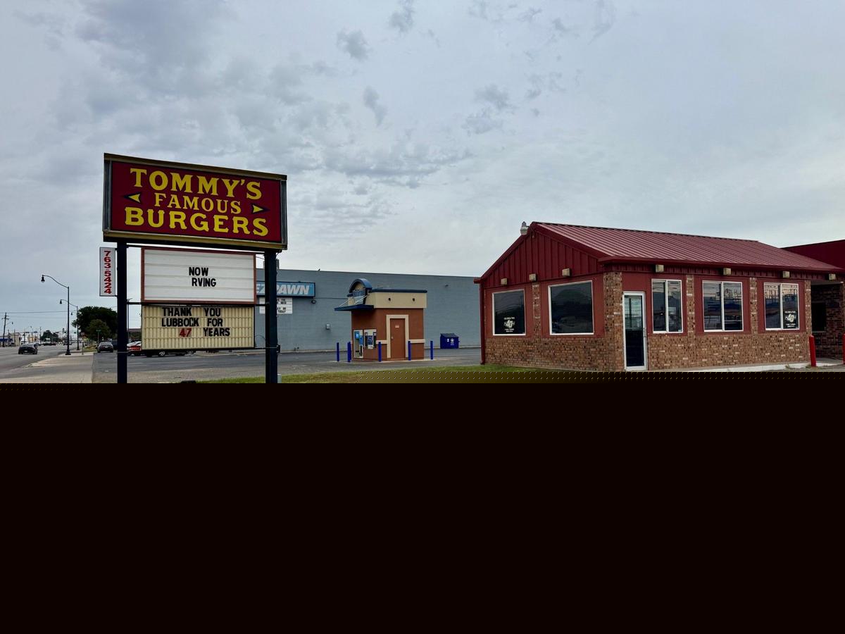 Popular Lubbock Burger Spot Closes After Nearly 50 Years