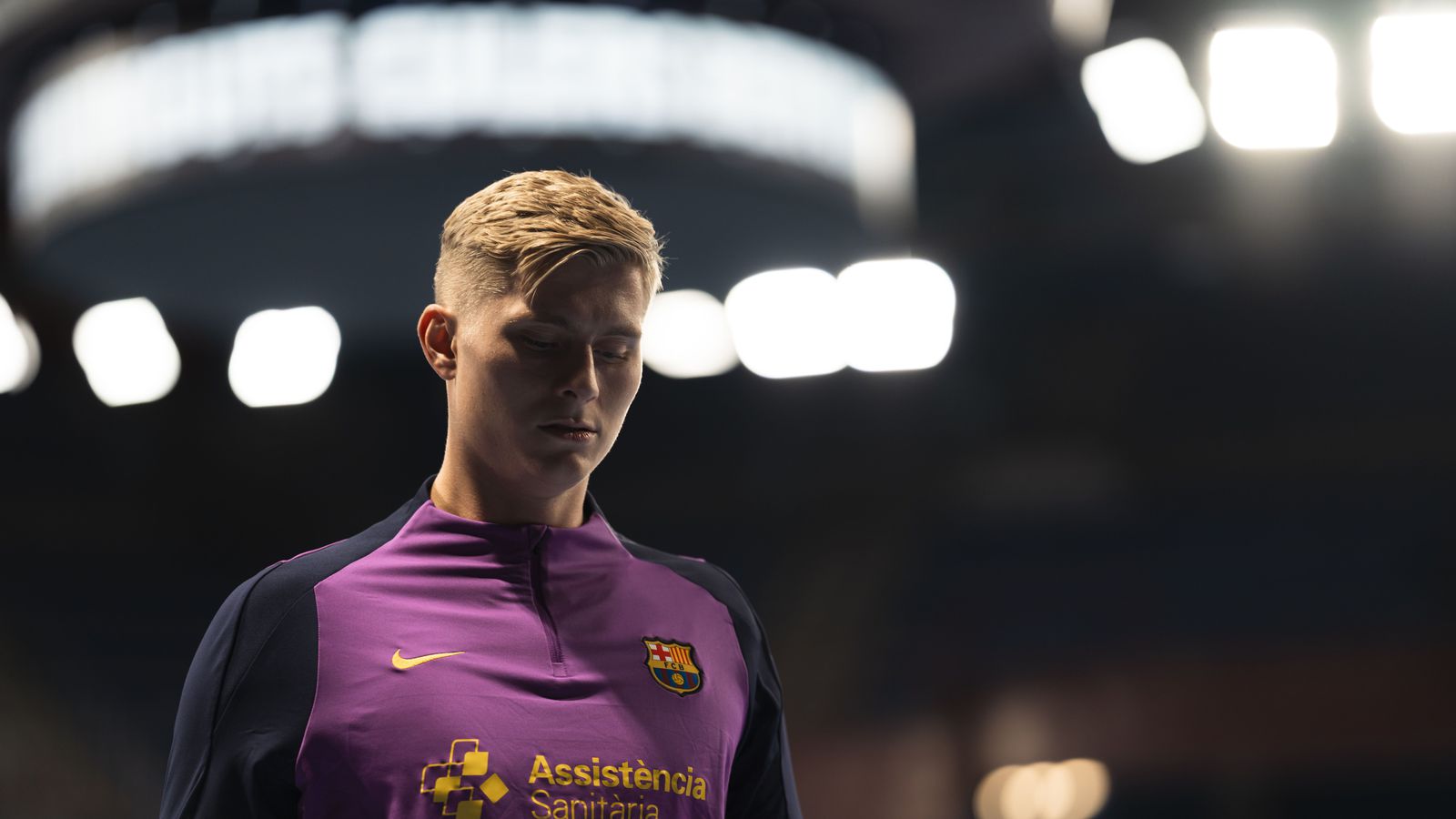 Viktor Gísli og fé­lagar í Barcelona heims­meistarar fé­lags­liða