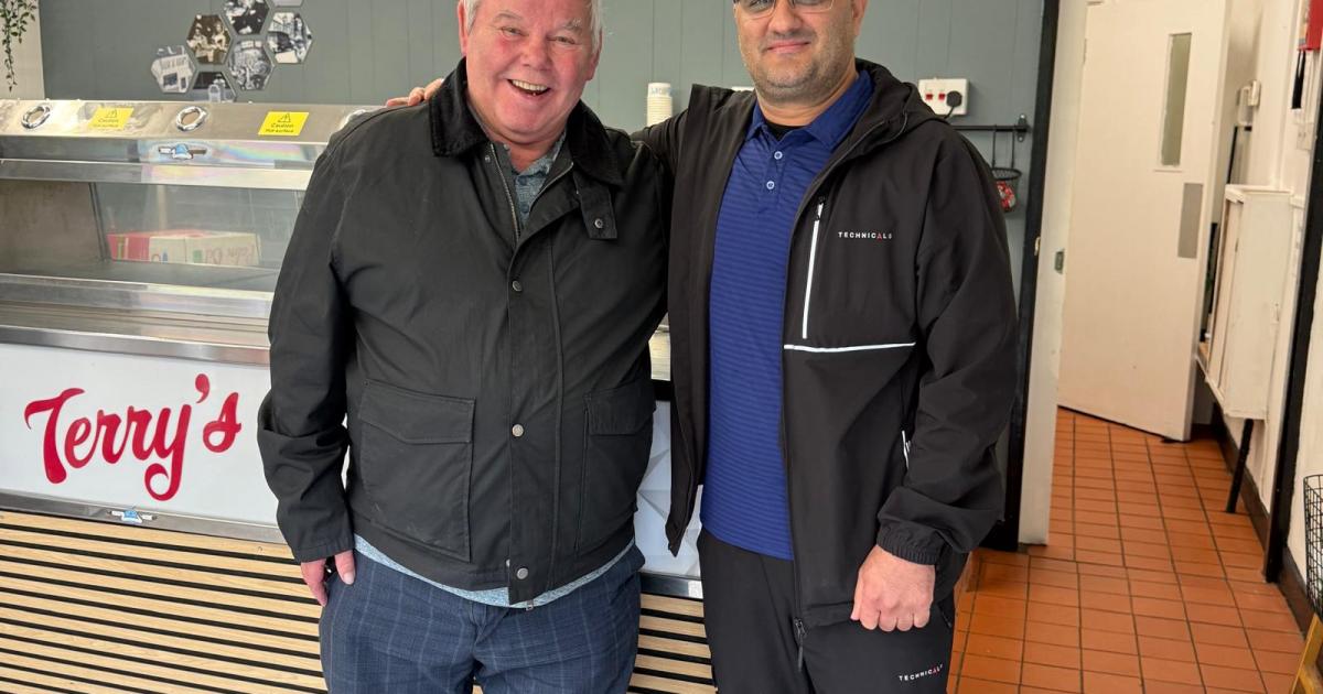 Beloved Bolton chip shop reopening to honour legacy of owners