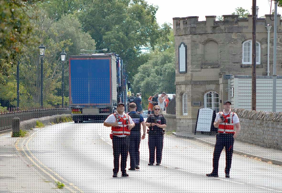 Clopton Bridge in Stratford closed after motorist goes into cardiac arrest
