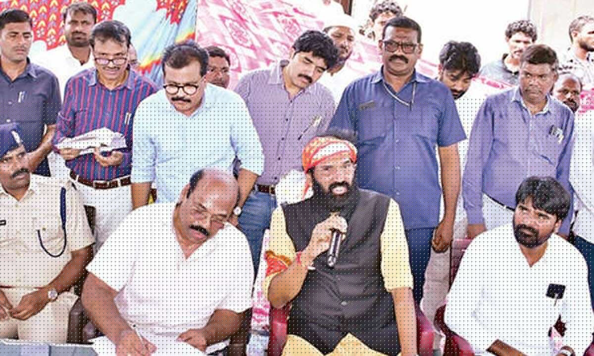 We will strongly oppose Almatti dam height increase: Uttam