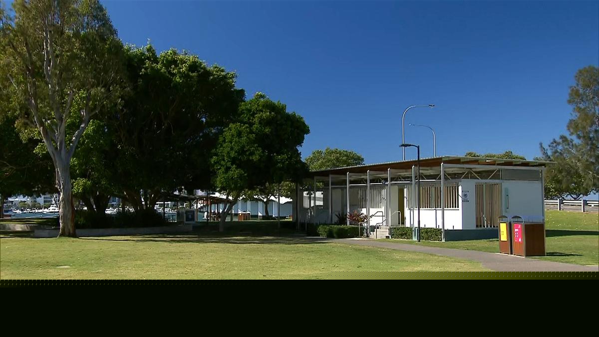 Strangers help child after man allegedly tries to lure him from Gold Coast park