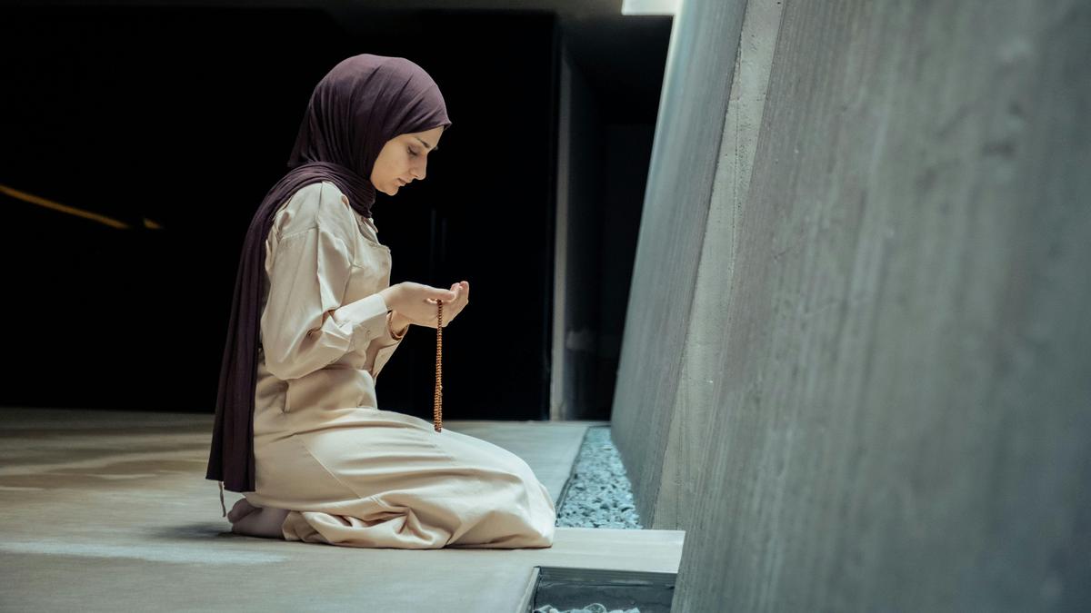 Panduan Doa Rujuk Agar Terhindar dari Perceraian: Amalan Hadapi Masalah Rumah Tangga