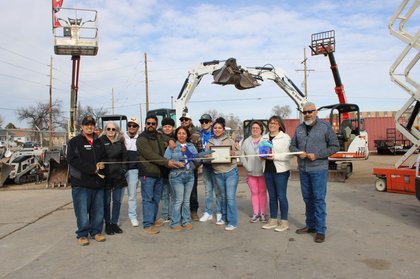 Chamber welcomes S&R Rental Equipment
