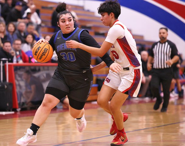 Lancers ward off Sierra ahead of 1st-place battle