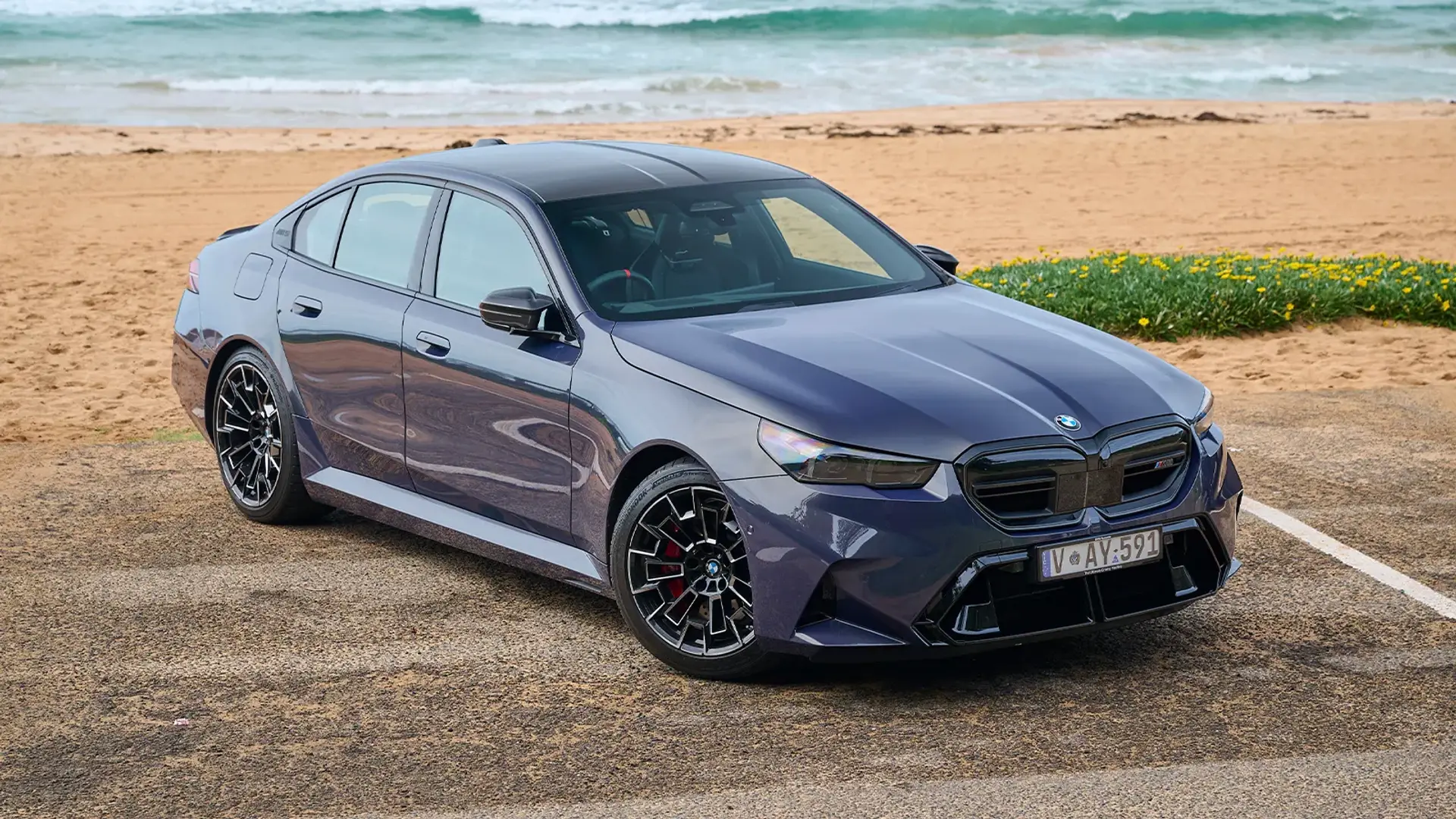 BMW M5 V8 cuts power to meet emissions rules