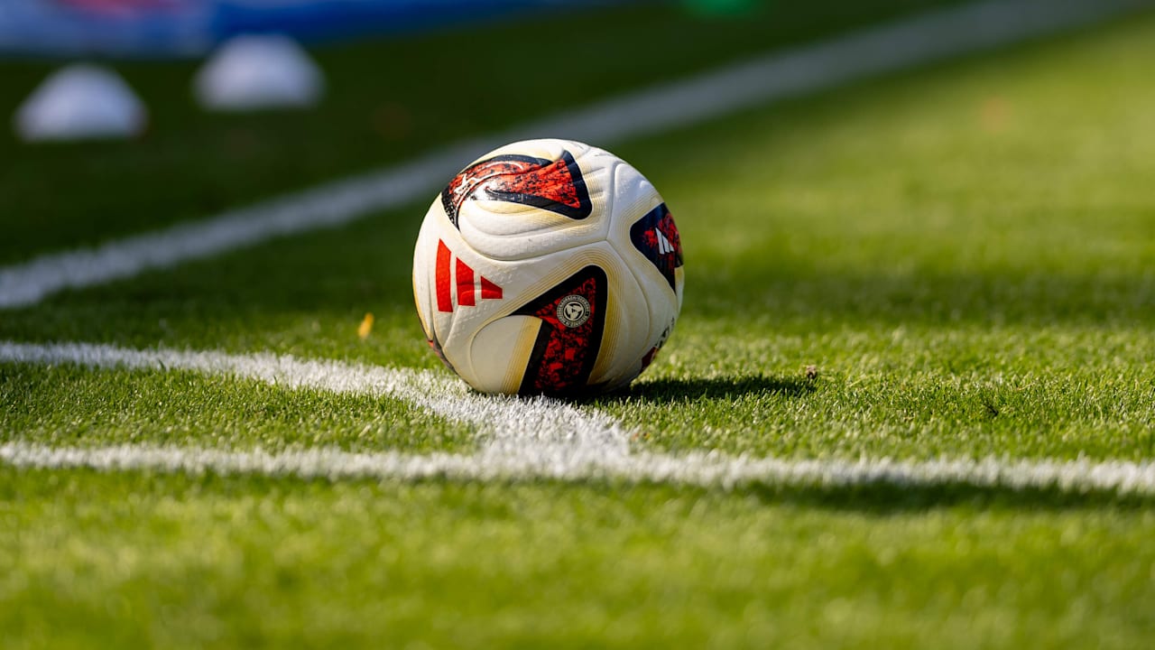 „Torfabrik“ von Adidas - Nächster Star beschwert sich über Bundesliga-Ball