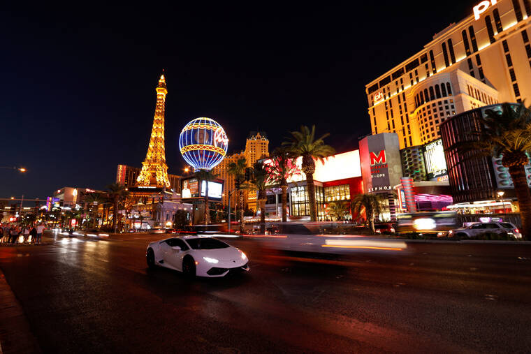 Vegas Advisor: Heart-shaped hotel planned for south Strip